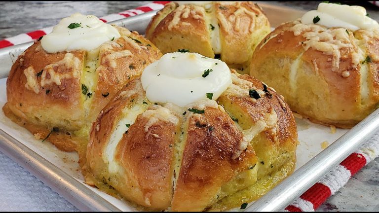 Korean Cream Cheese Garlic Bread Recipe EASY