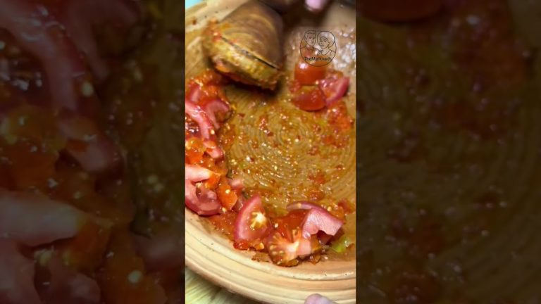 Angwamoo (Braised Rice) with Pepper, Gizzard  & Sardines | Ghanaian Classic #food #cooking #recipe