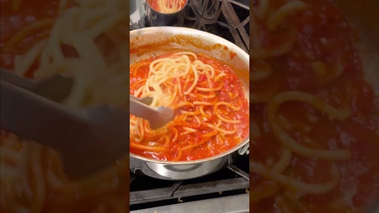 Making Jarred Pasta Sauce Better