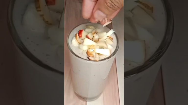 Ultimate Oats Smoothie: Tasty & Nutritious! #shorts