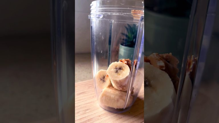 Quick Breakfast Banana Shake | ASMR Weight Loss Smoothie #bananashake  #shortsfeed  #shorts