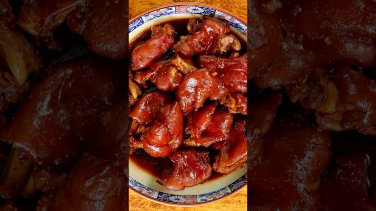 Yummy Braised Pork Trotters #pork #shorts #food  #chickenrecipes #chinesefood