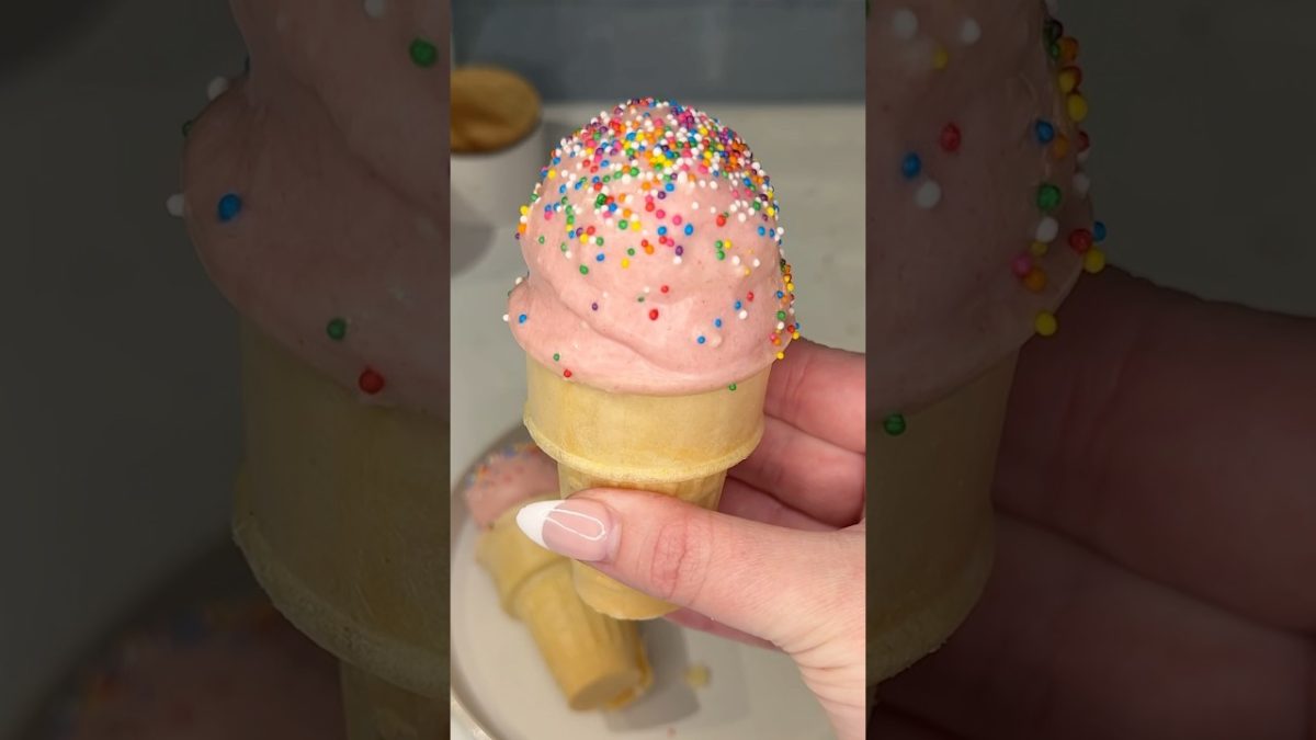 viral pink sugar cookie cake pop ice cream cones recipe 🍦 #easydessert #easyrecipe #shorts #dessert