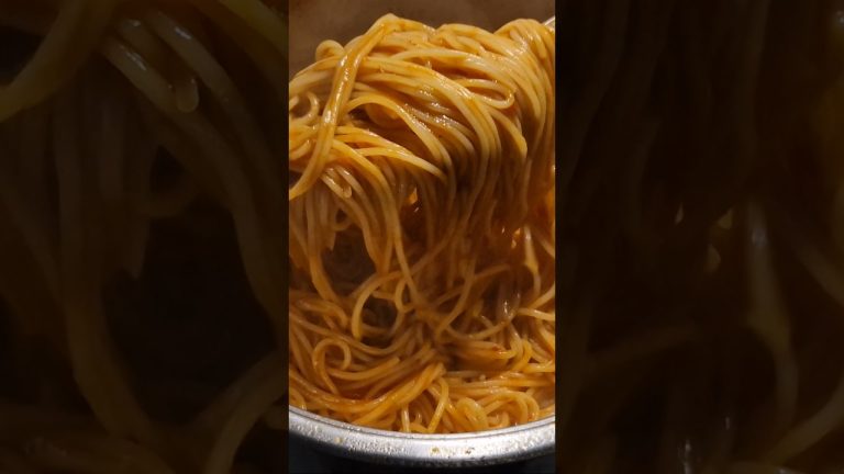 Learn to Make Tomato Paste Spaghetti