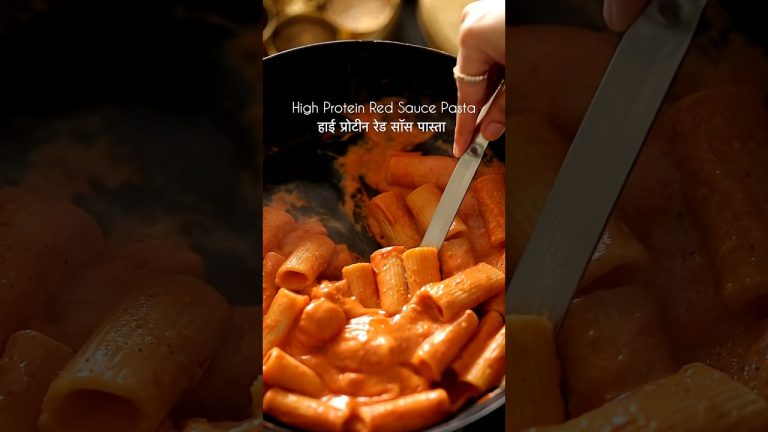 A super healthy Red Sauce Pasta that is perfect to pack in your kids lunch box. #redsauce #pasta