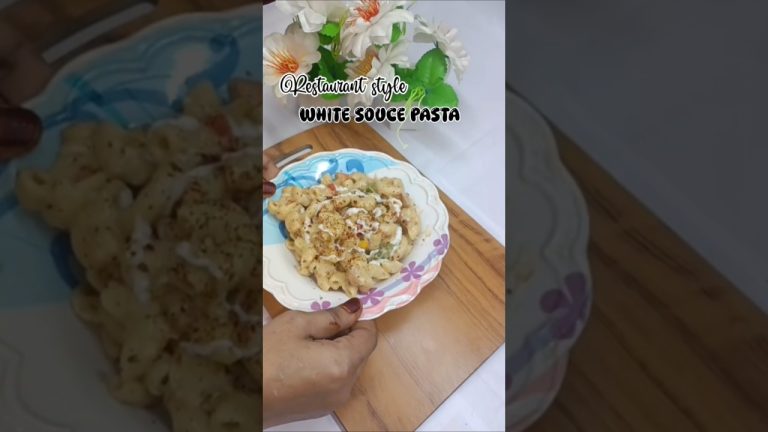 White Souce Pasta l Creamy & Cheesy l #shorts #pasta  #trending #viral  #youtubeshorts#cooking #easy