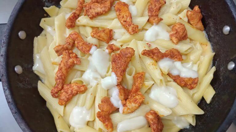 White Sauce Pasta Recipe|Creamy &Cheesy White Sauce Pasta|Easy Simple Pasta Recipes  Flavour Basket