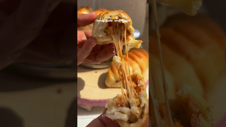 Cheesy Garlic Bread Sticks #shorts #youtubeshorts #shortsfeed