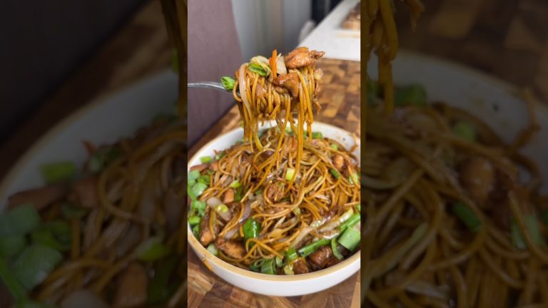 Easy 30 minute Pan Fried Chicken Noodles #icekarim #recipe