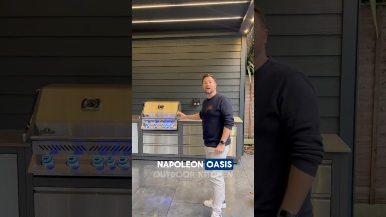 MODERN OUTDOOR KITCHEN TOUR (TRAEGER AND NAPOLEON BBQ)