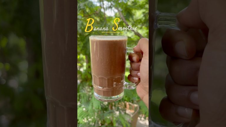 Banana Smoothie | Rich in Vitamins & Minerals #shorts #trending #viral #smoothie