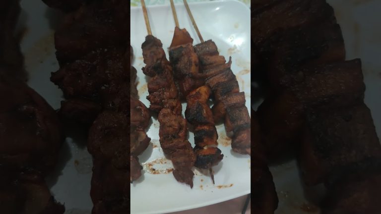 Almusal | Pork menudo, Boiled Crab, Barbecue