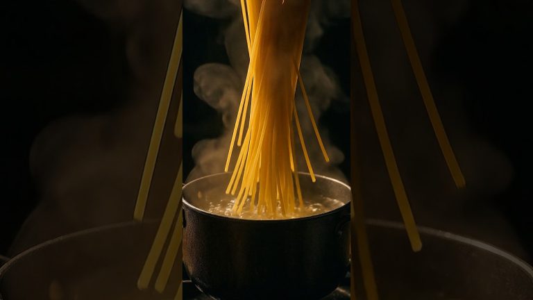 🍝 Pasta Secret Revealed! #viralshorts #viralvideo #pasta #salt #food #ai #healthtips #cooking #chef