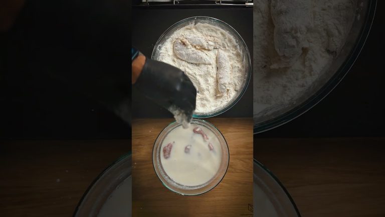 Idealna panierka do kurczaka za każdym razem. #foxxgotuje #deepfried #smażony #kurczak #kfc