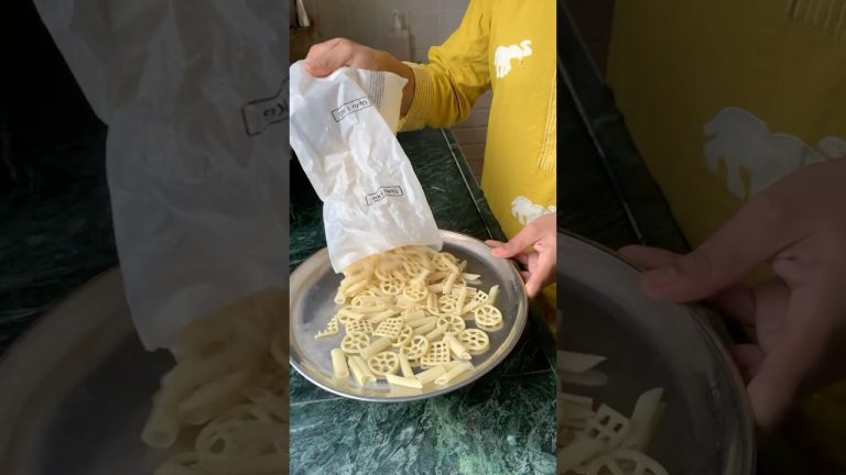 Pata nahi kya samjkar le aai ese #shorts #youtubeshorts