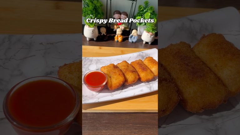 Trending Bread Pockets Recipe #shorts #recipe #bread #snacks #trending #shortsfeed #viral #cooking