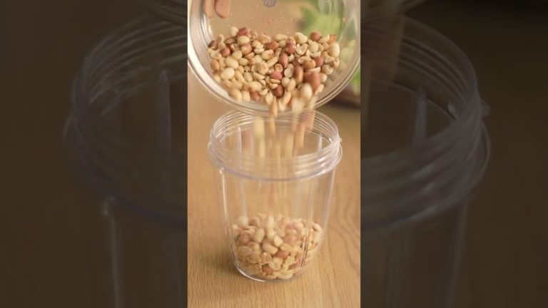 This is how easily you can make peanut butter and peanut milk at home #vegan