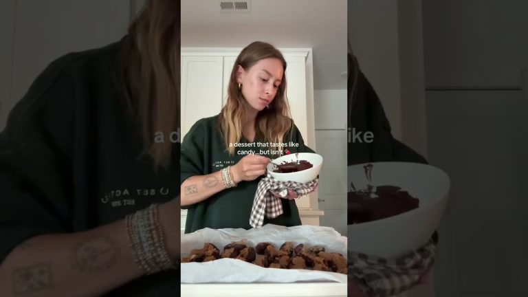 viral snickers dates recipe 🍫 sweet & healthy dessert idea #healthydessert #easyrecipe