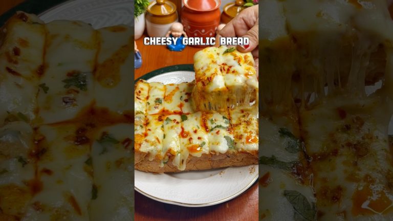 Cheesy Garlic Bread #cheesy #garlic bread#recipe #shorts