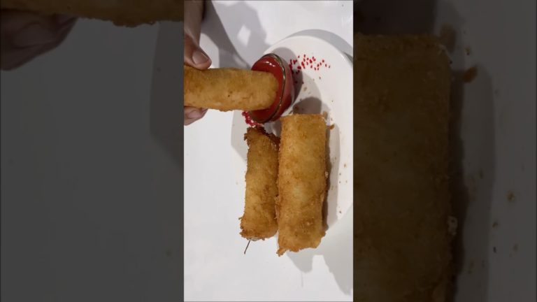 Crispy Aloo Cheese Bread Roll | Easy Cheesy Potato Bread Roll Recipe