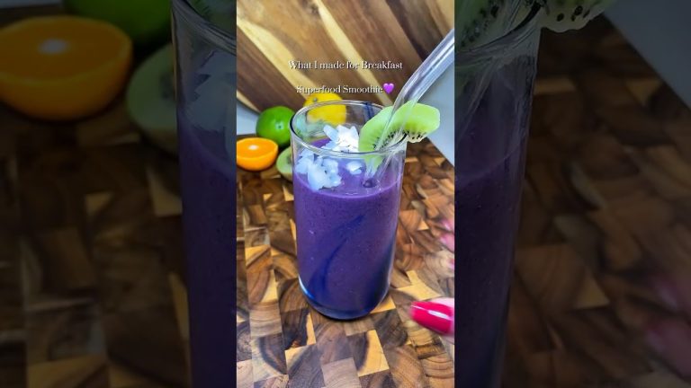 Simple Vegan Smoothie Recipe 💜 | Easy Vegan & Gluten Free