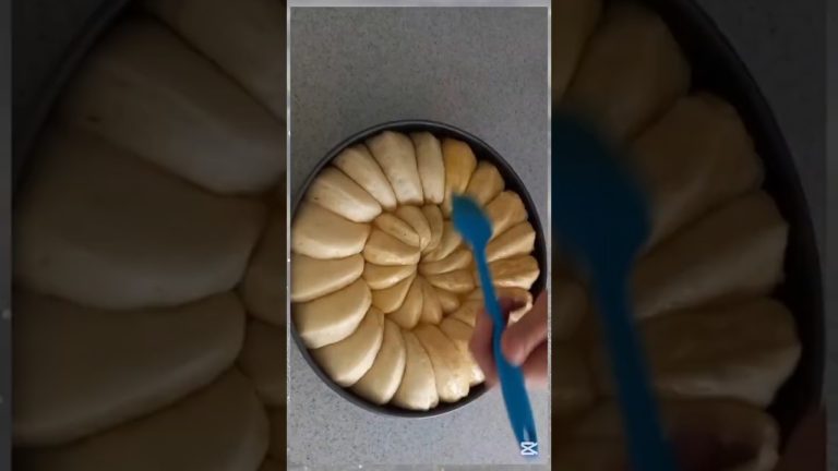 The most delicious and soft wonderful bun #sweetfoods #bunsrecipe #bunstyles #baking #bread #recipe