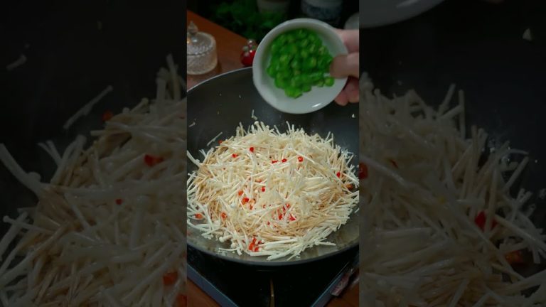 How to eat enoki mushrooms  #cooking #recipe #foodtutorial