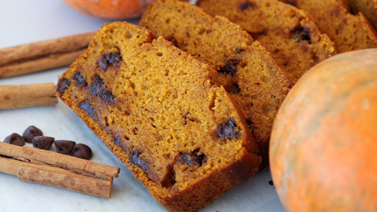 Easy Pumpkin Bread Recipe | Soft, Moist & Full of Fall Flavor
