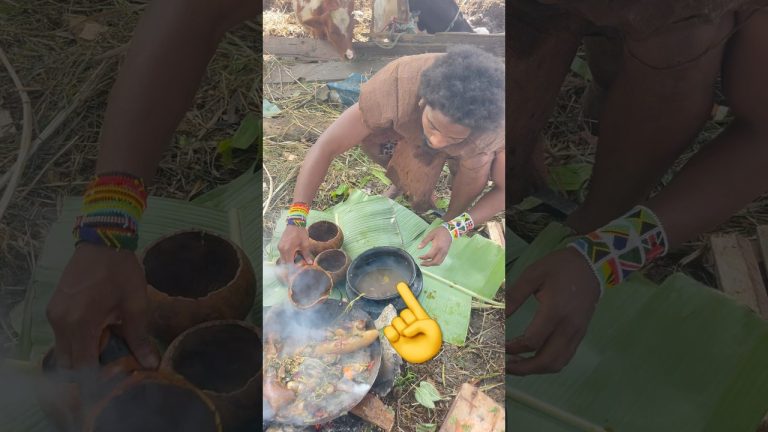 Outdoor Cooking pork skin  soup – No electricity kitchen #villagelife #chickenrecipes