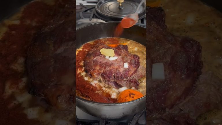 Slow Cooked Chuck Roast Tacos #taco #beef #slowcooked