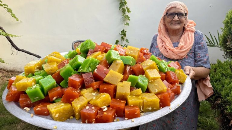 KARACHI HALWA | Colourful Dessert Recipe | Halwa Making Veg Village Food