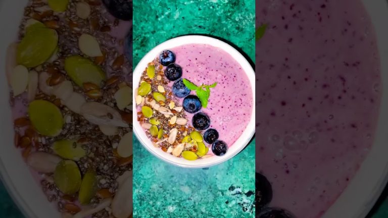 Healthy Apple Blueberry Smoothie 🍎🫐🍓 #smoothie #healthy #shorts #recipe #yt #recipes #ytshorts