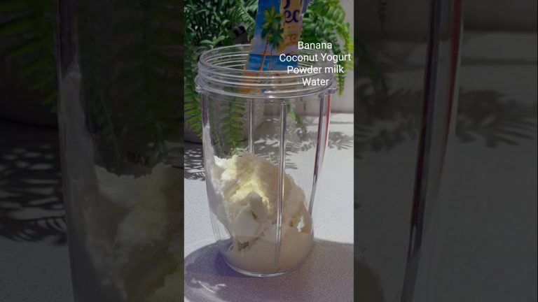 Banana Smoothie with Powder Milk #smoothie #shake #breakfast #milkshake