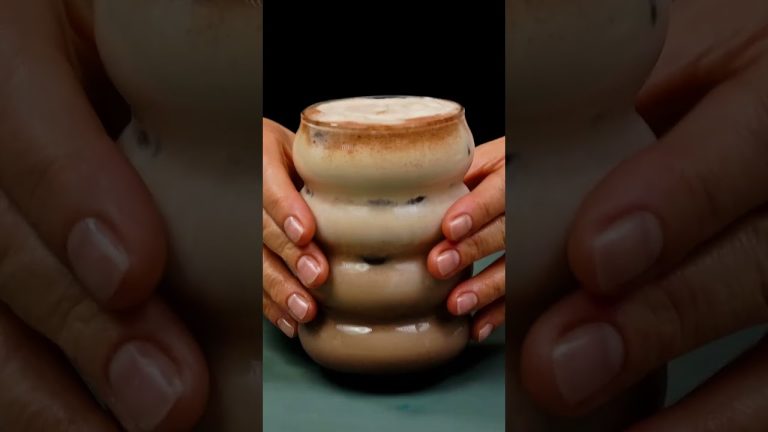 Forget all the recipes! This is the most delicious dessert with strawberries. #shots #cooking #food