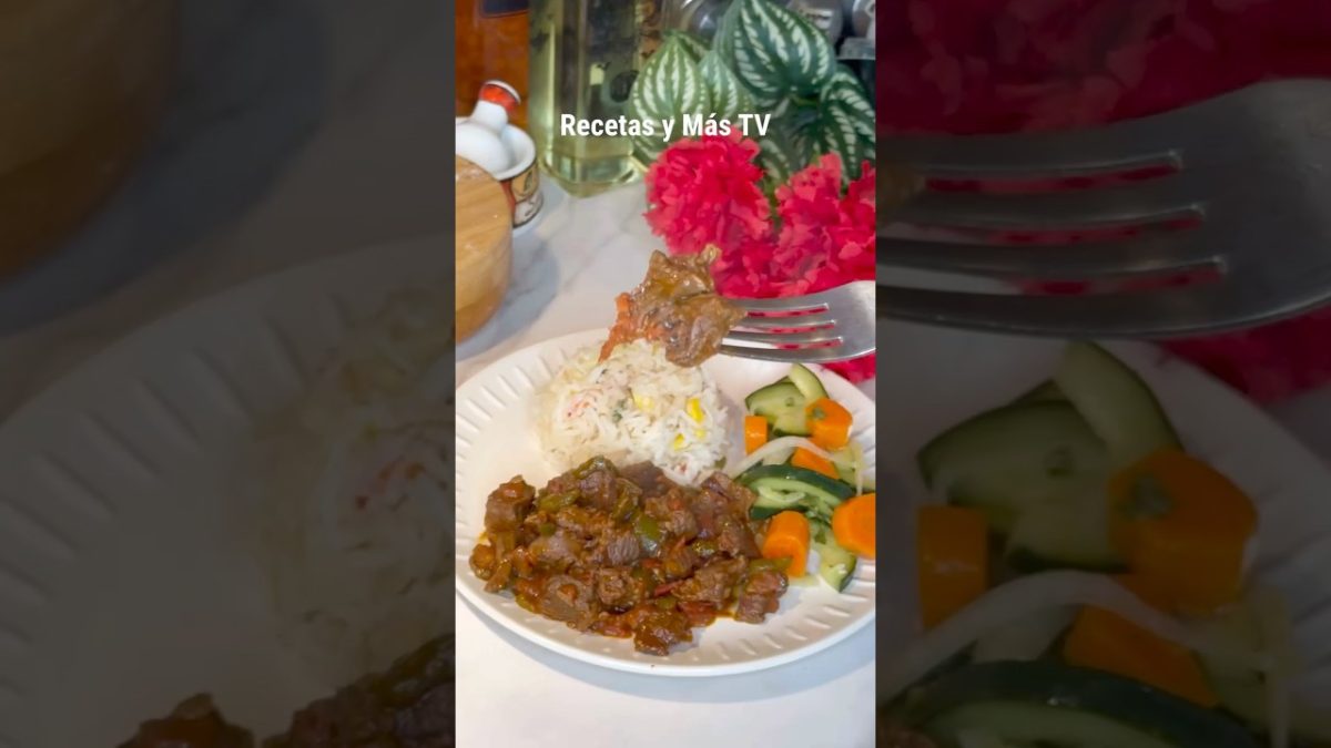 Carne Frita Encebollada.