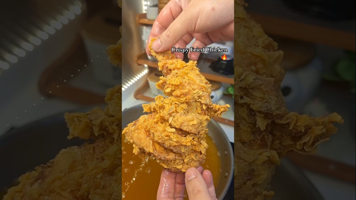 Crispy Fried Chicken Recipe #shorts #friedchicken #snacks #kfcfriedchicken #viralvideo