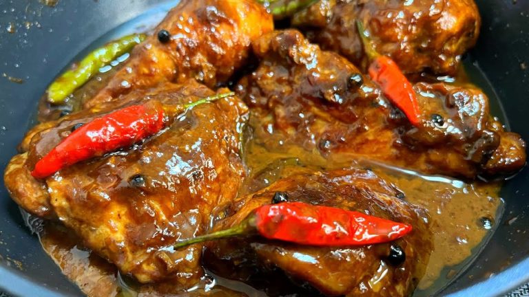 Creamy Chicken Adobo sa Gata 🍗 Easy Filipino Recipe!