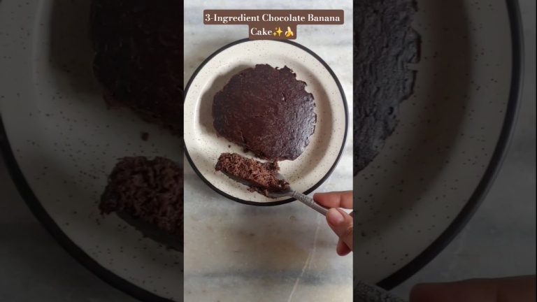 3-Ingredient Chocolate Banana Cake 🍌✨#healthyeating #healthyrecipes #dessert #healthydessert
