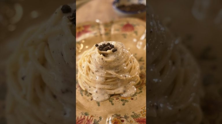 The Authentic Cacio & Pepe