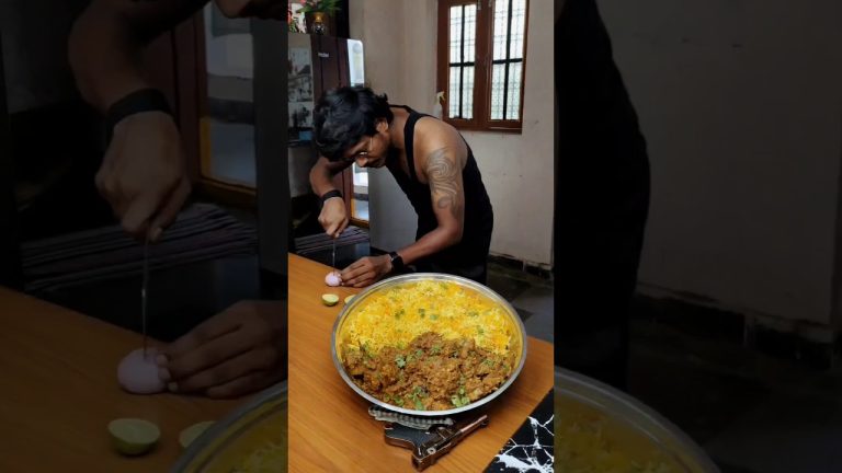 Makhani Gravy Chicken Masala #food #venkyanjuvlogs