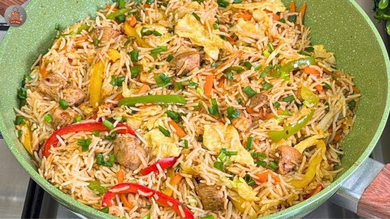 Hot Garlic Chicken Fried Rice Recipe | Restaurant Style New Chilli Garlic Fried Rice