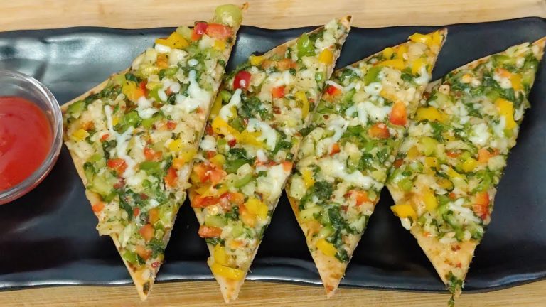 Chiily Cheese Toast Without Bread – बिना ब्रेड बनाये चिली चीज़ टोस्ट