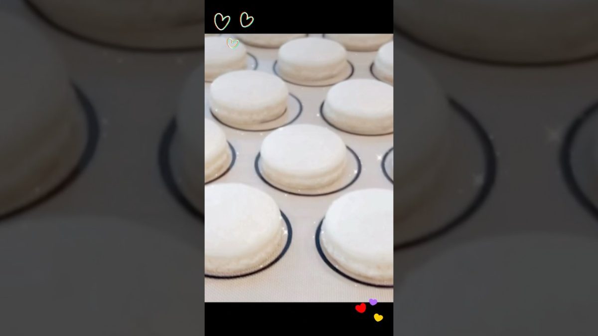 Macarons 🙃 #lifeisbutadream #food #whowillbemylifepartnerta #dessert #smallbusinesstips