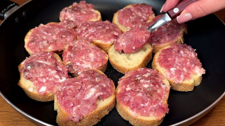 I learned this recipe for minced meat with bread from my grandmother!It's so delicious that I cook