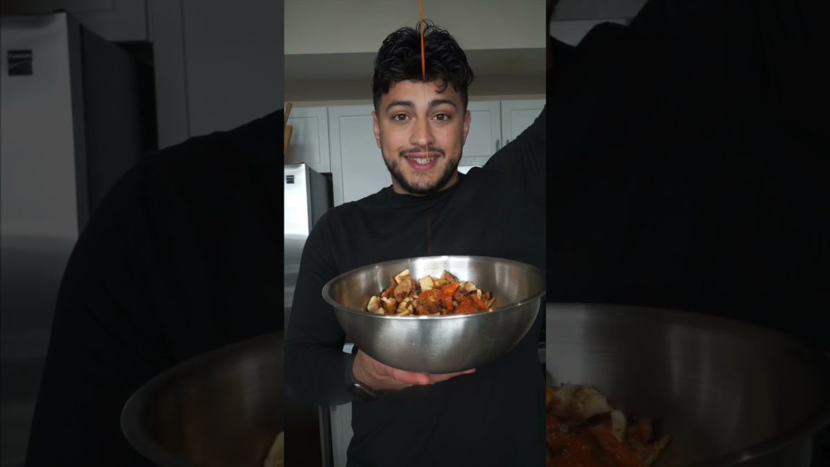 BUFFALO CHICKEN QUESADILLA | THE GOLDEN BALANCE