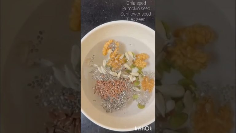 Best smoothie for skin and hairs😍#pcod #skincare #haircare  #shorts#viral