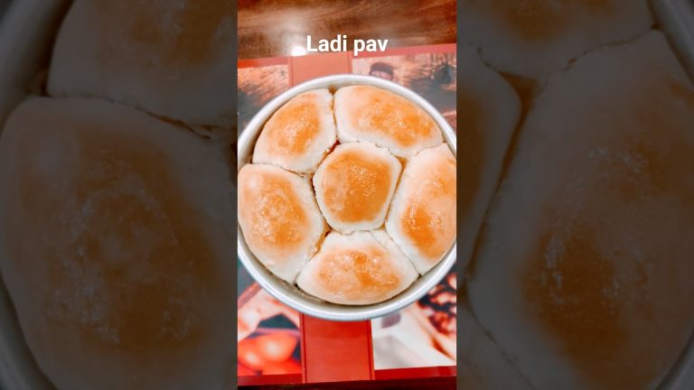 Mumbai Style Ladi Pav | Easy Pav Recipe #sorts #nyotikitchen