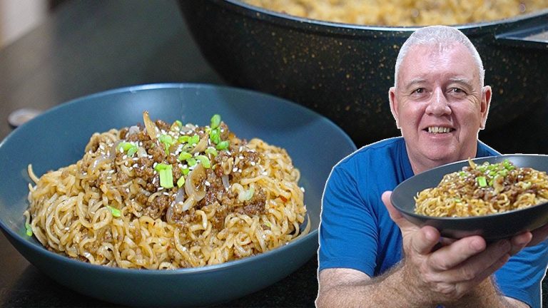 Easy Mongolian Ground Beef Noodles – 20 Minute Dinner Recipe