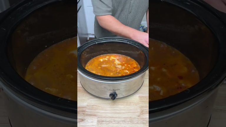 Crockpot Creamy BBQ Chicken Mac! 🤤