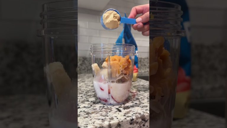 Strawberry Sweet Potato Smoothie | #smoothierecipes #strawberry #fallrecipes